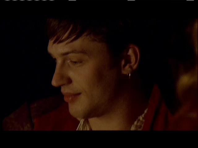 《童贞女王》剧照第20张图片