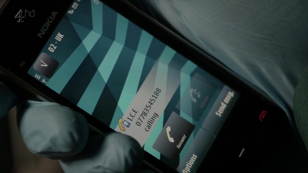 《都市急救线》海报第15张图片