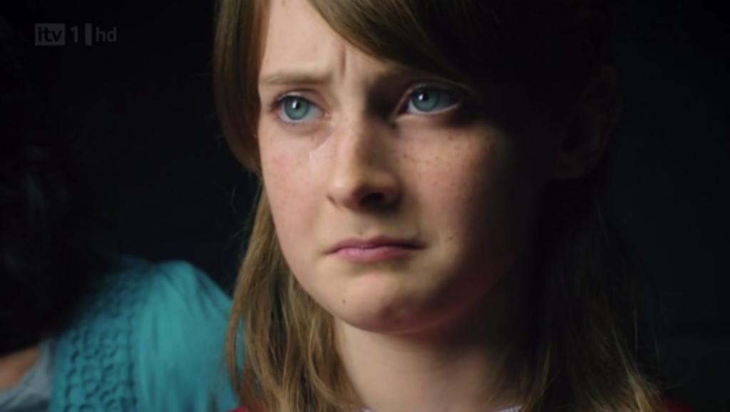 301.这么美丽的小女孩...