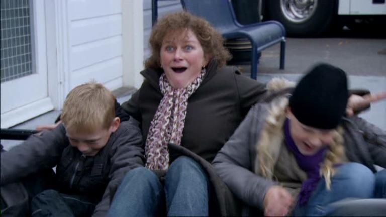 《凯特秀之奶奶的圣诞颂歌》海报第11张图片