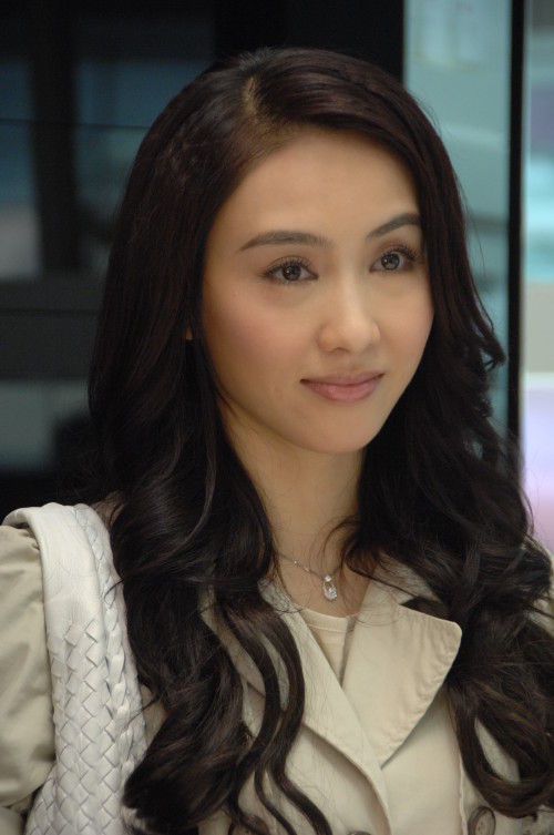 《珠光宝气》剧照