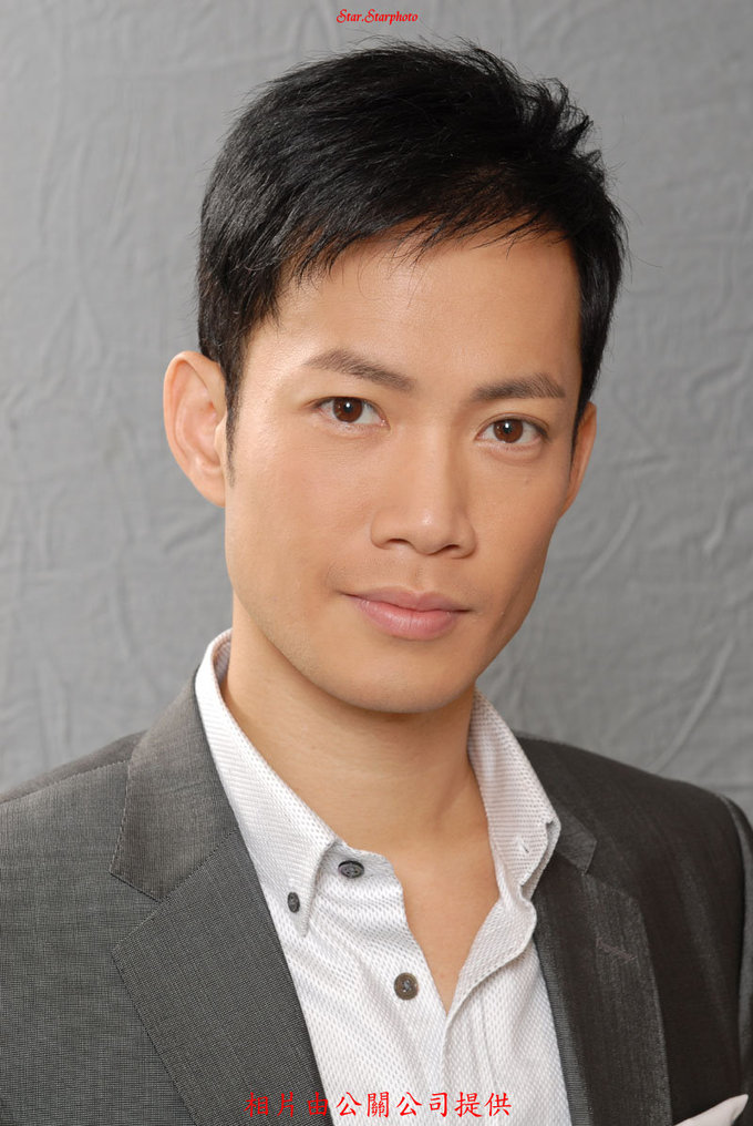 敖嘉年饰危赐安