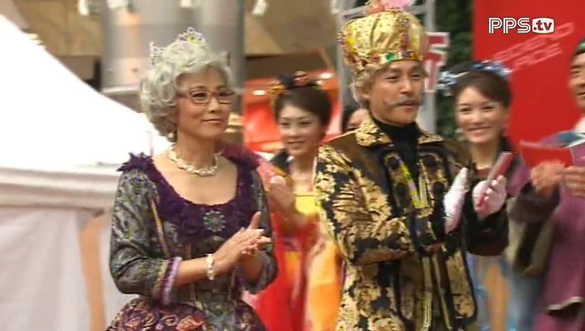 《女王办公室》海报第14张图片