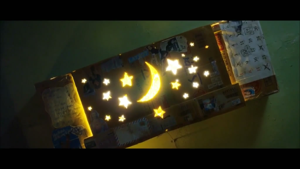 《7号房的礼物》剧照第54张图片