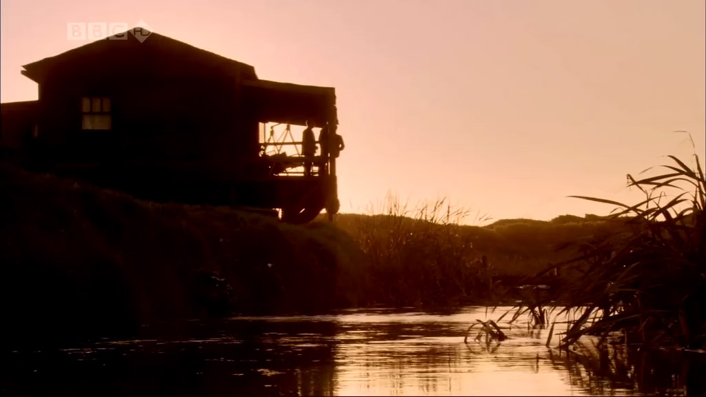 《百慕大三角》海报第17张图片