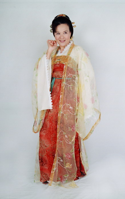 郭文氏(郝璐璐饰)