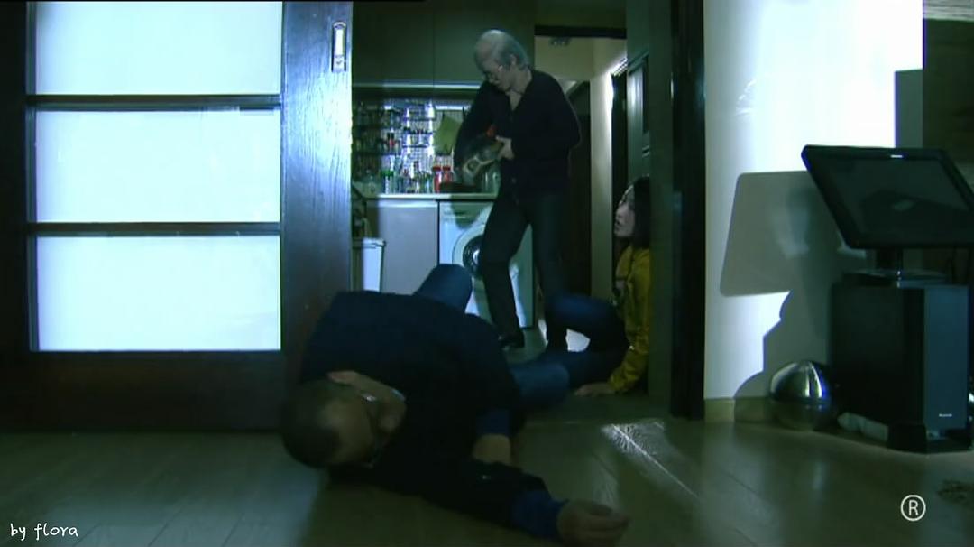 规爸爸，你用当归拍他...