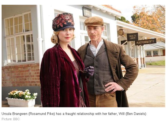 《恋爱中的女人》剧照