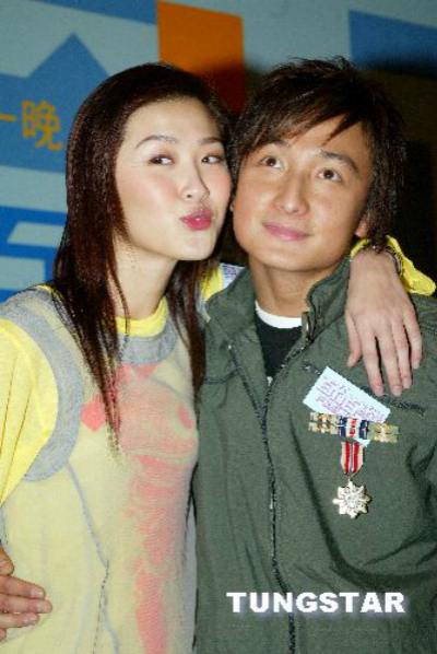 2004年02月01日《百...