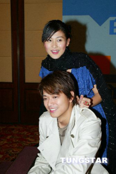 《百分百感觉》海报第11张图片