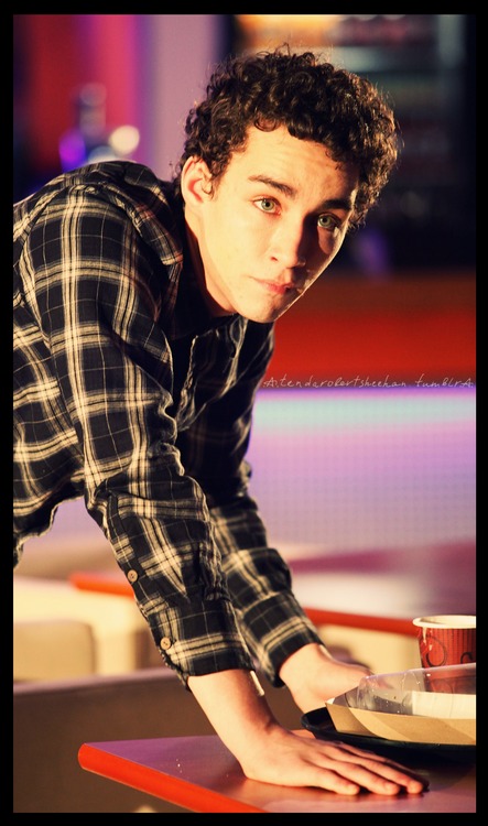 《殊途同归第二季》海报第7张图片