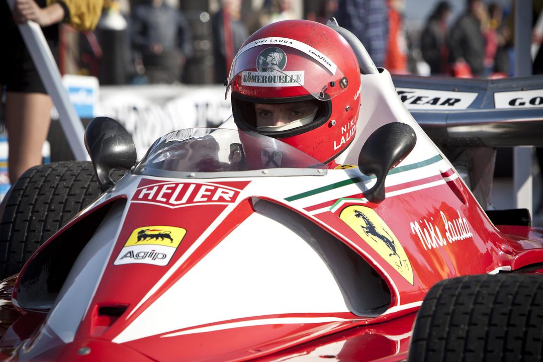 《极速风流》剧照第36张图片