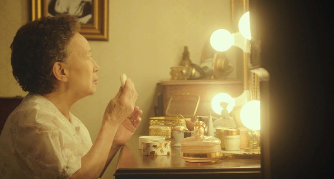 《奇怪的她》海报第39张图片