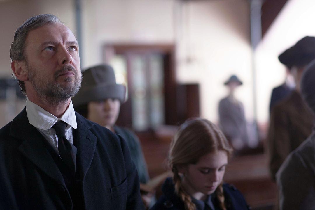 《百年乡情第二季》剧照第40张图片