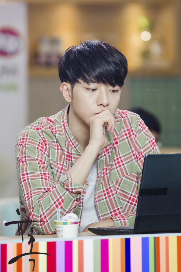 《诱惑》海报第47张图片