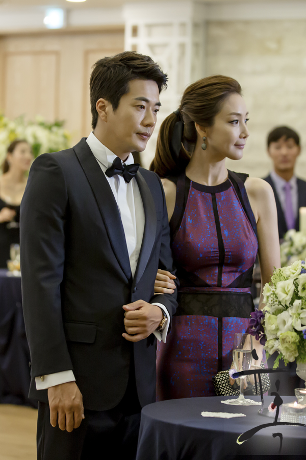 《诱惑》海报第33张图片