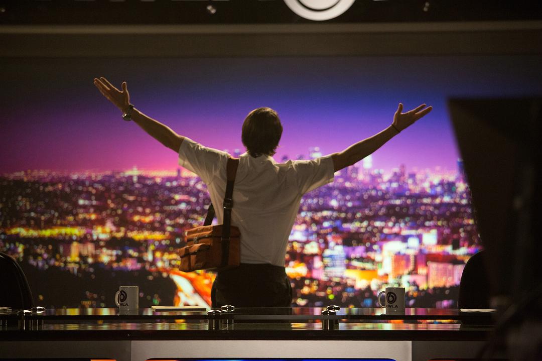 《夜行者》海报