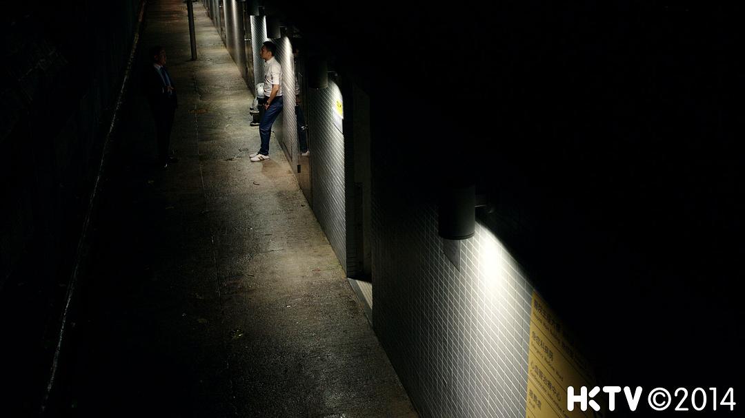 《夜班》海报第15张图片