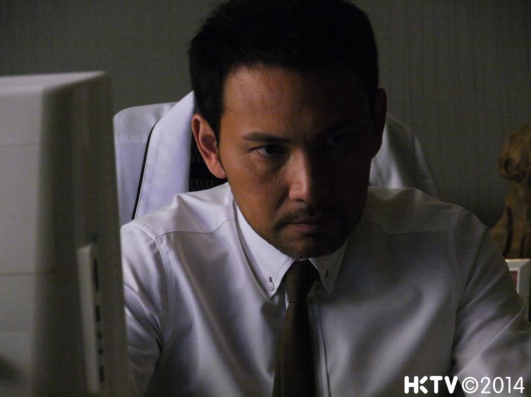 《三面形医》海报