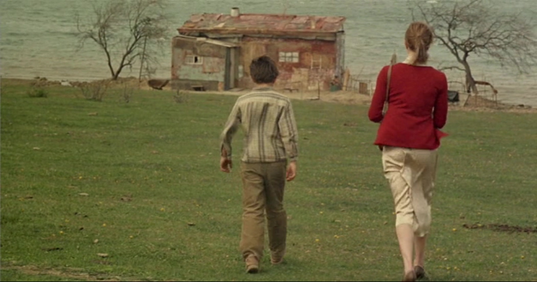 《岸的另一边》剧照第23张图片