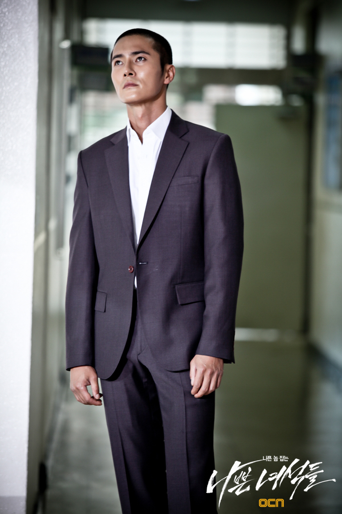 《坏家伙们》剧照第10张图片