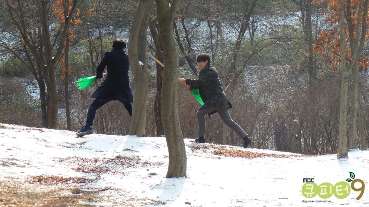 《Mr.Back》海报第59张图片