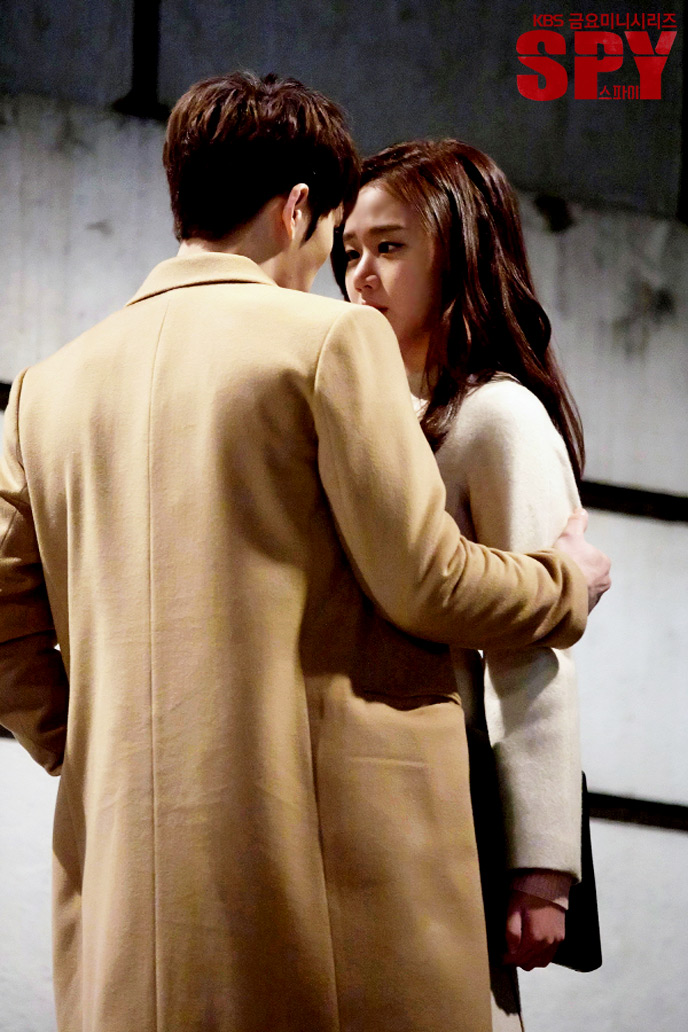 《间谍》剧照第11张图片