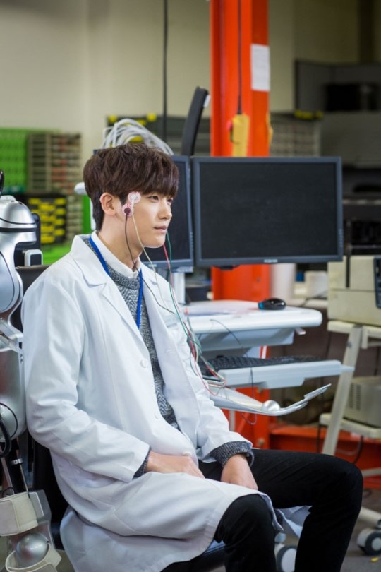 《百折不挠具海拉》剧照第31张图片