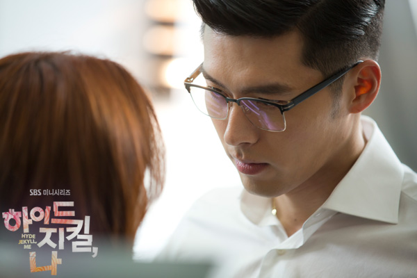 《海德、哲基尔与我》剧照第55张图片