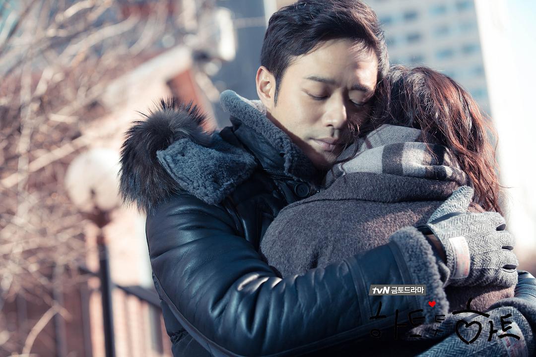 《心连心》剧照第13张图片