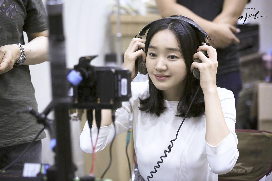 《假面》剧照第27张图片