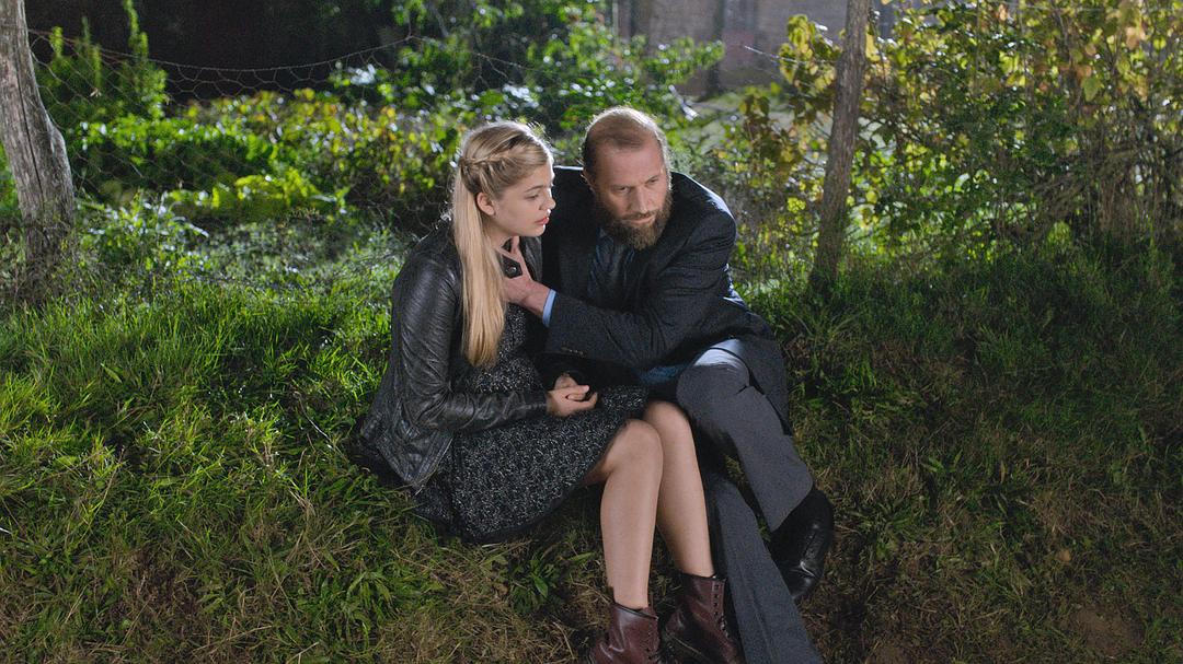 《贝利叶一家》海报