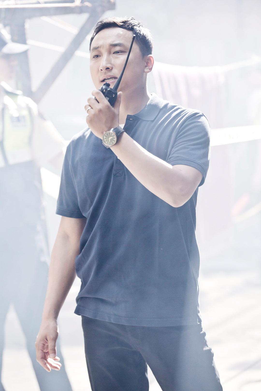 《警察夫人》剧照第27张图片