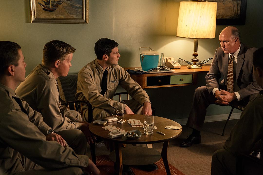 《间谍之桥》海报第14张图片