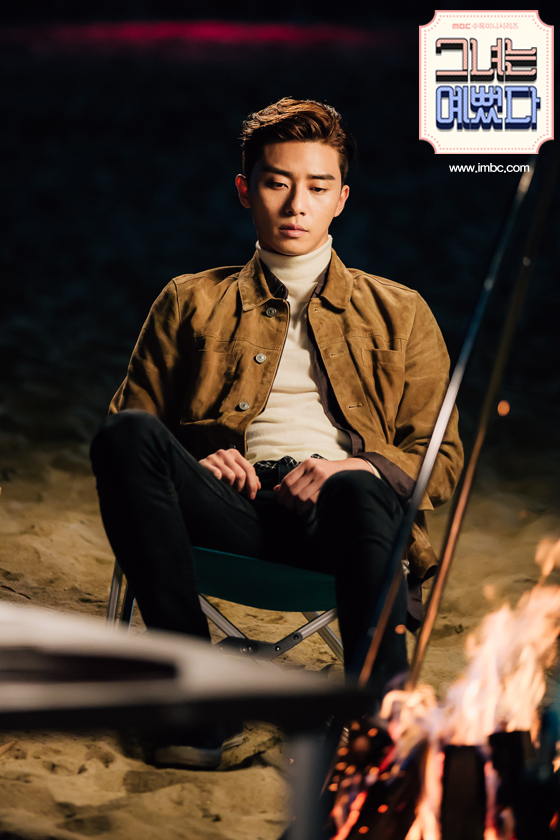 《她很漂亮》剧照第44张图片