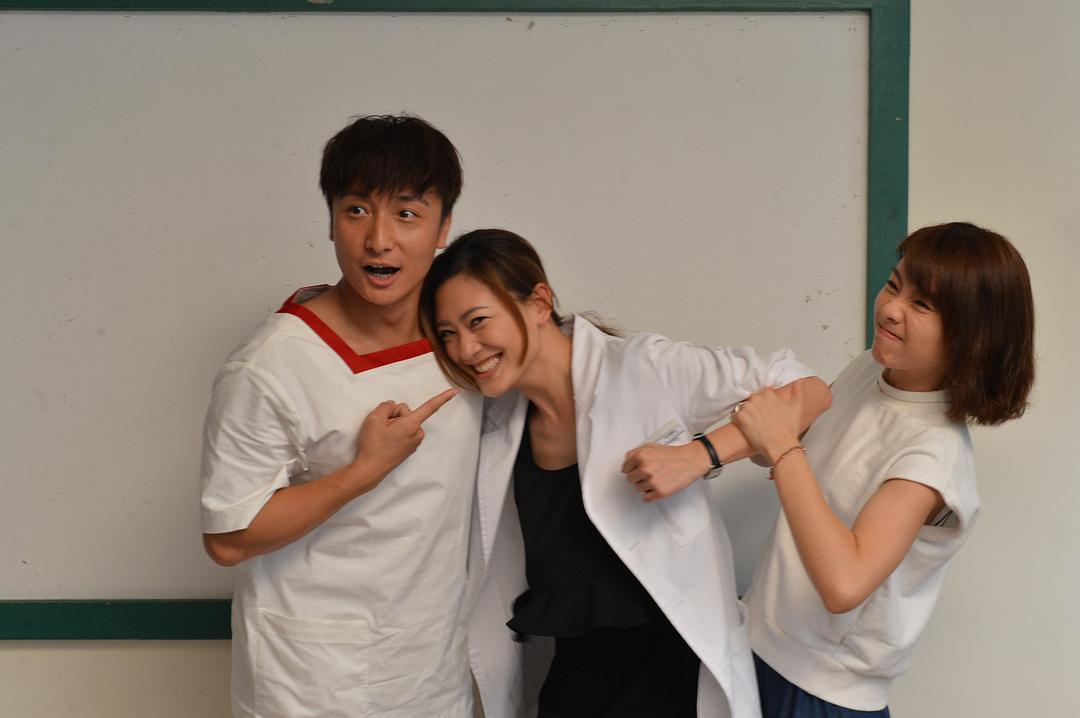 《天才在左疯子在右》剧照第20张图片