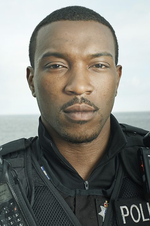 《警铐前线》剧照