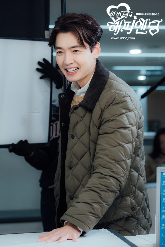 《再一次快乐结局》剧照第19张图片