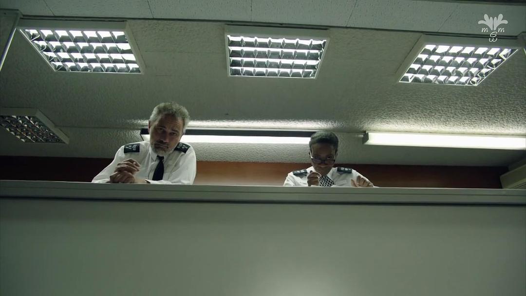 《警铐前线》剧照第23张图片