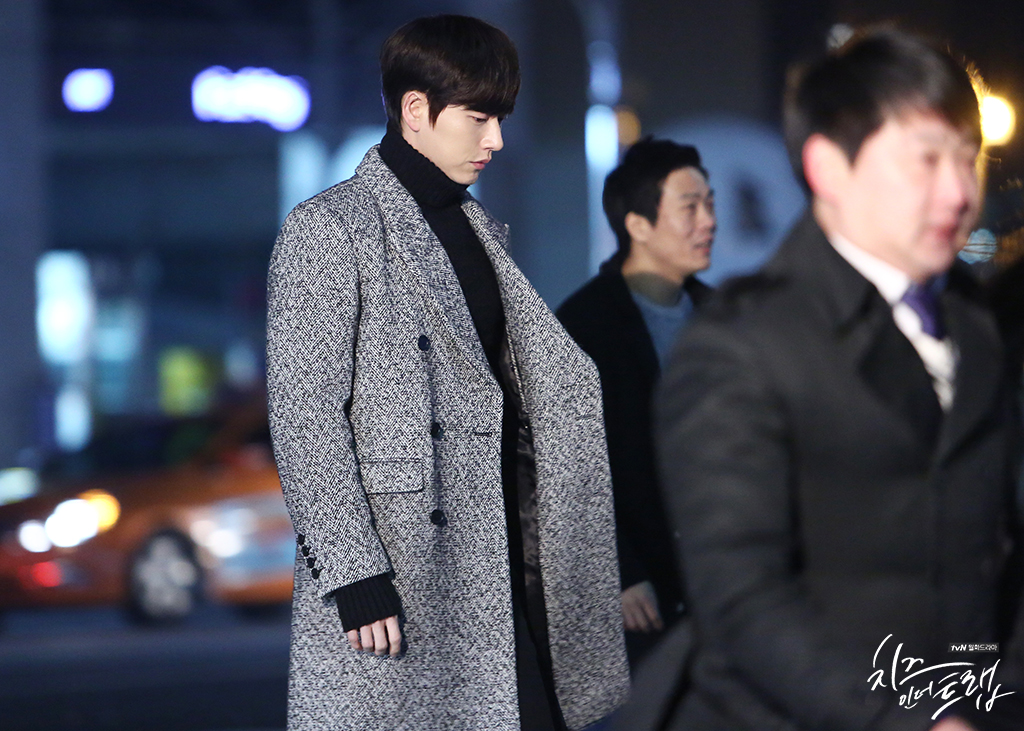 《奶酪陷阱》剧照第42张图片