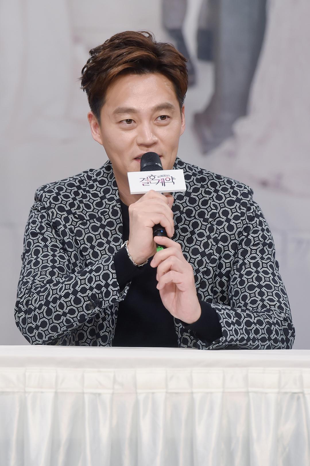 《结婚契约》剧照第57张图片