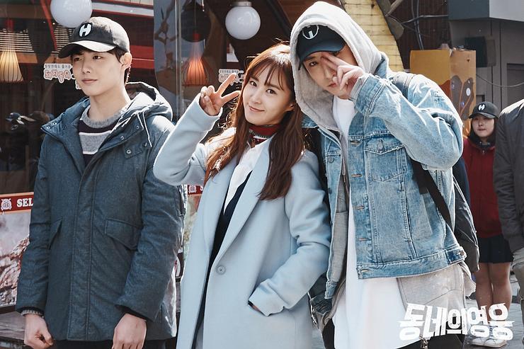 《邻家英雄》剧照第47张图片