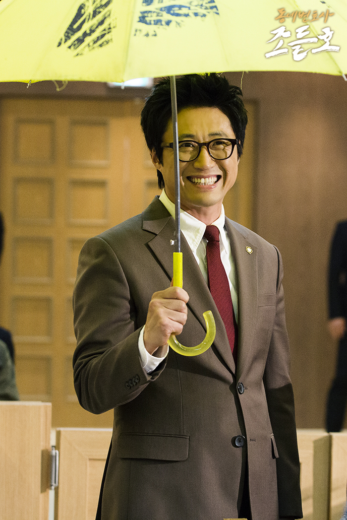 《邻家律师赵德浩》海报