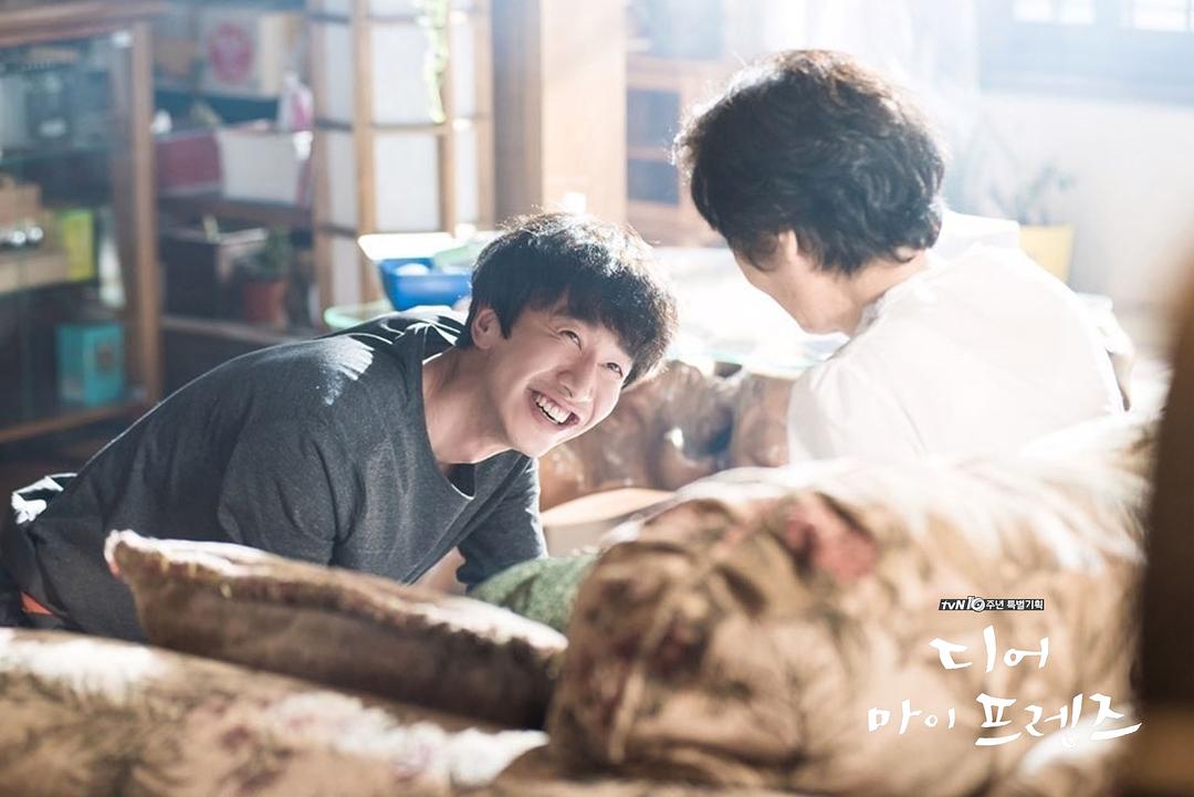 《我亲爱的朋友们》剧照第17张图片