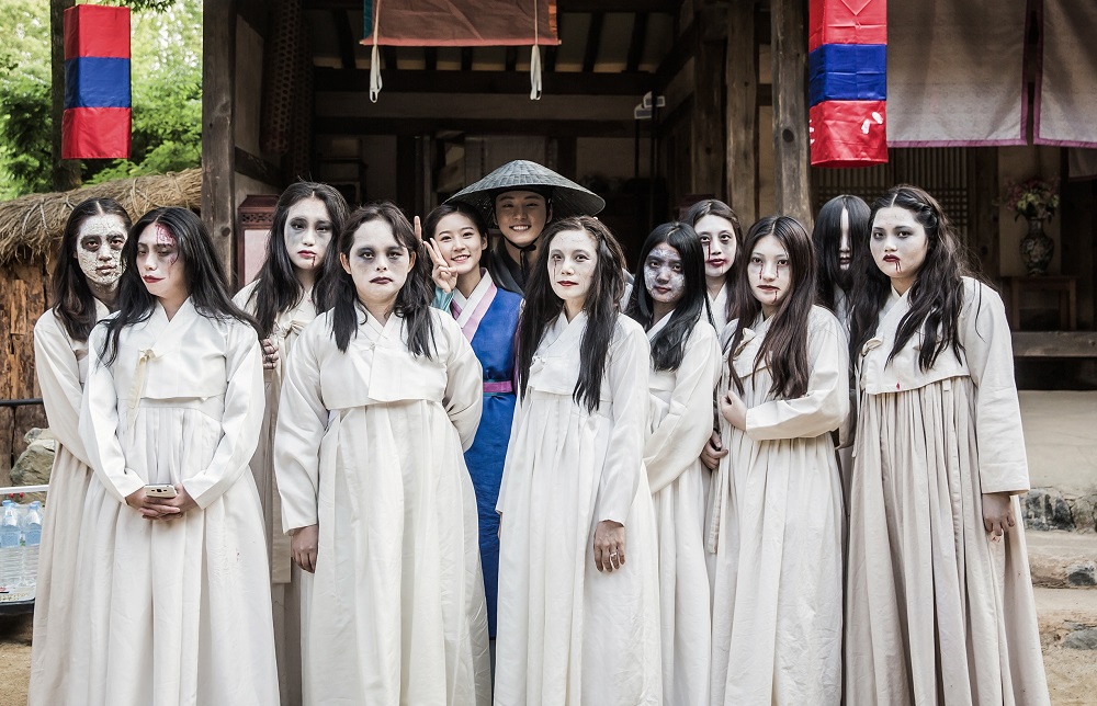 《魔女宝鉴》剧照