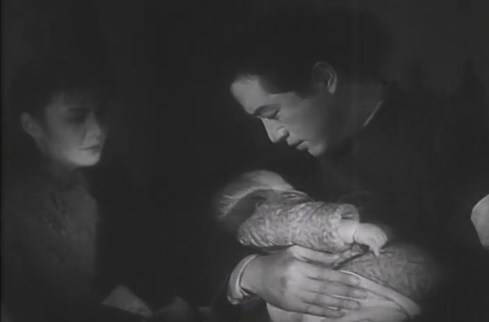 《一江春水向东流》剧照第57张图片