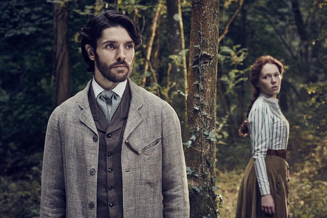 《生者与死者》剧照第13张图片