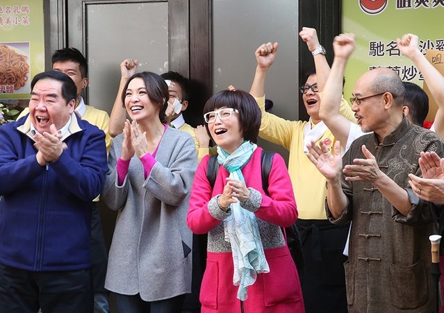 《火线下的江湖大佬》剧照第12张图片