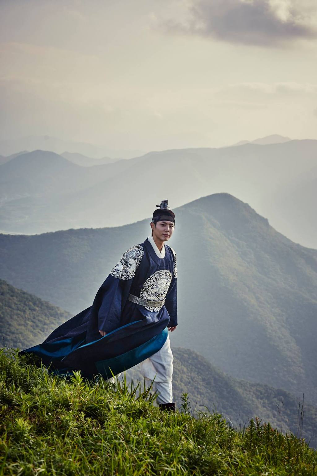 《云画的月光》剧照第21张图片