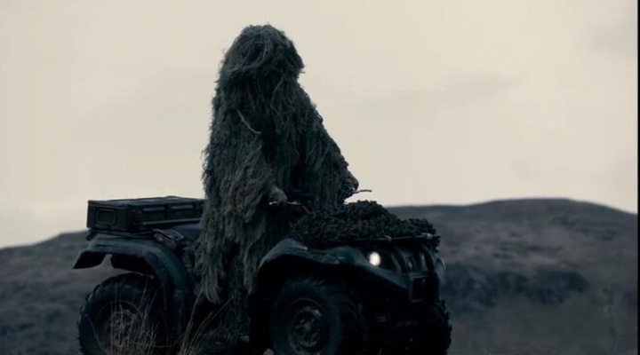 《猎鹿惊魂》剧照第15张图片